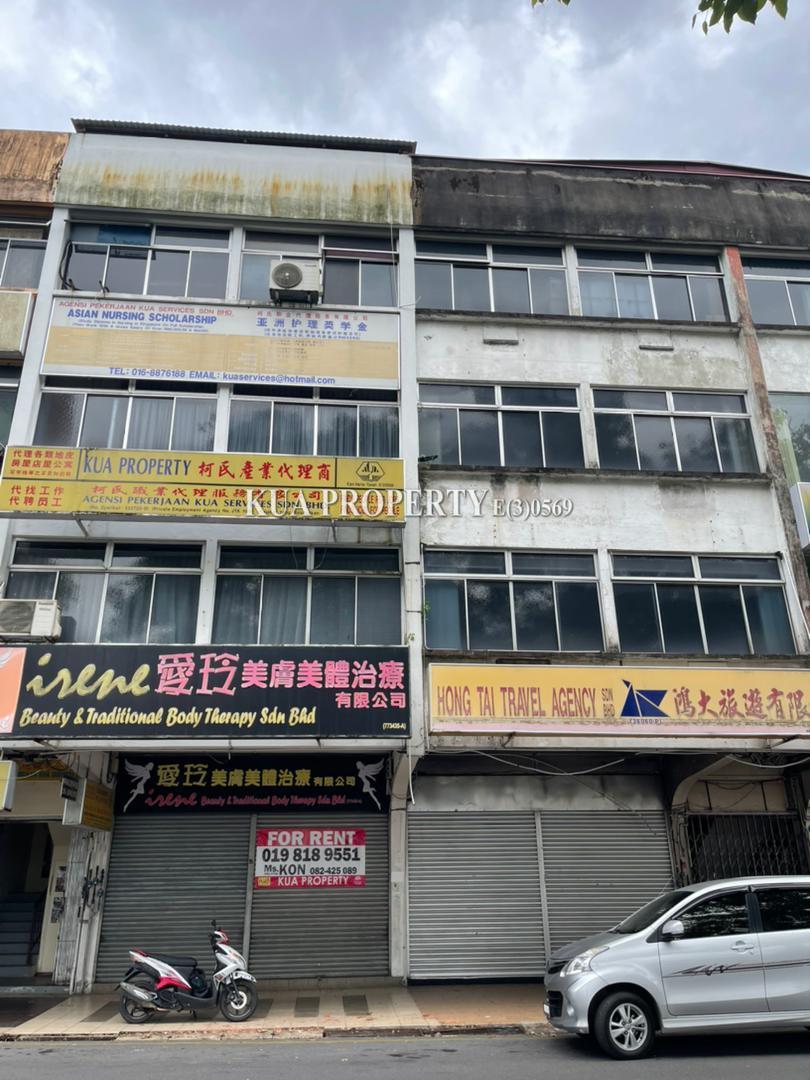 Ground Floor Shoplot For Rent! at Ban Hock Road Kuching City