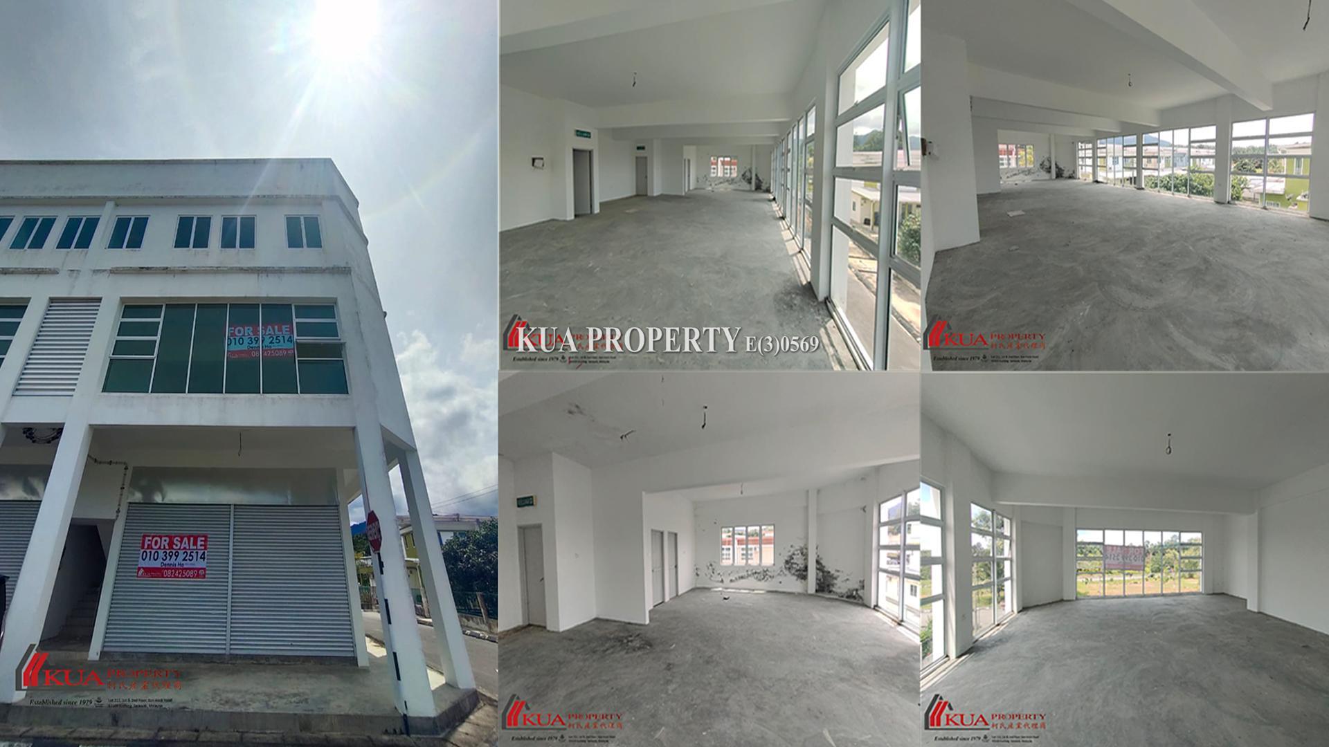 Triple Storey Corner Shoplot For Sale! Located at Serian