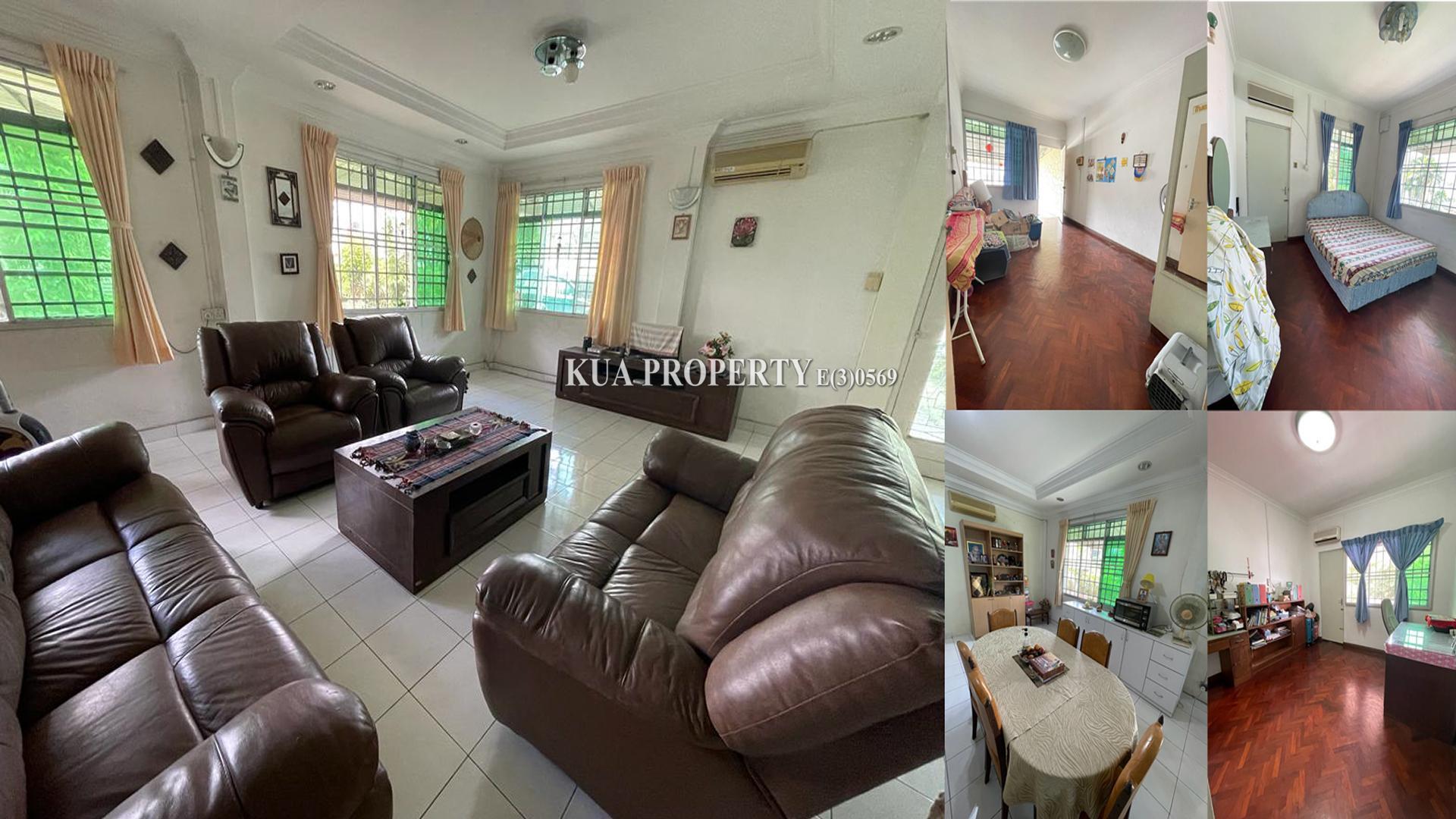 Double Storey Semi Detached house for Rent! Located at Wingli Garden (Behind KWB,Batu Lintang)