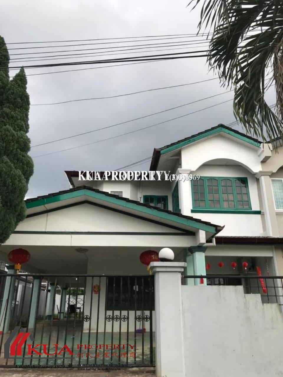 Double Storey Semi-Detached House For Rent! Located at Jalan Stampin Timur, Kuching