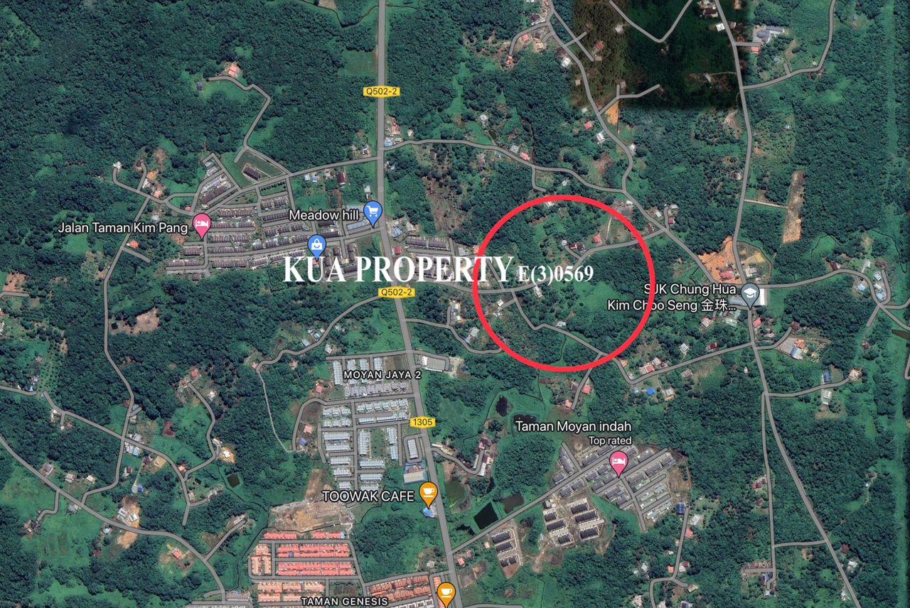 Land For Sale! Located at Matang/Batu Kawa Road (Moyan)