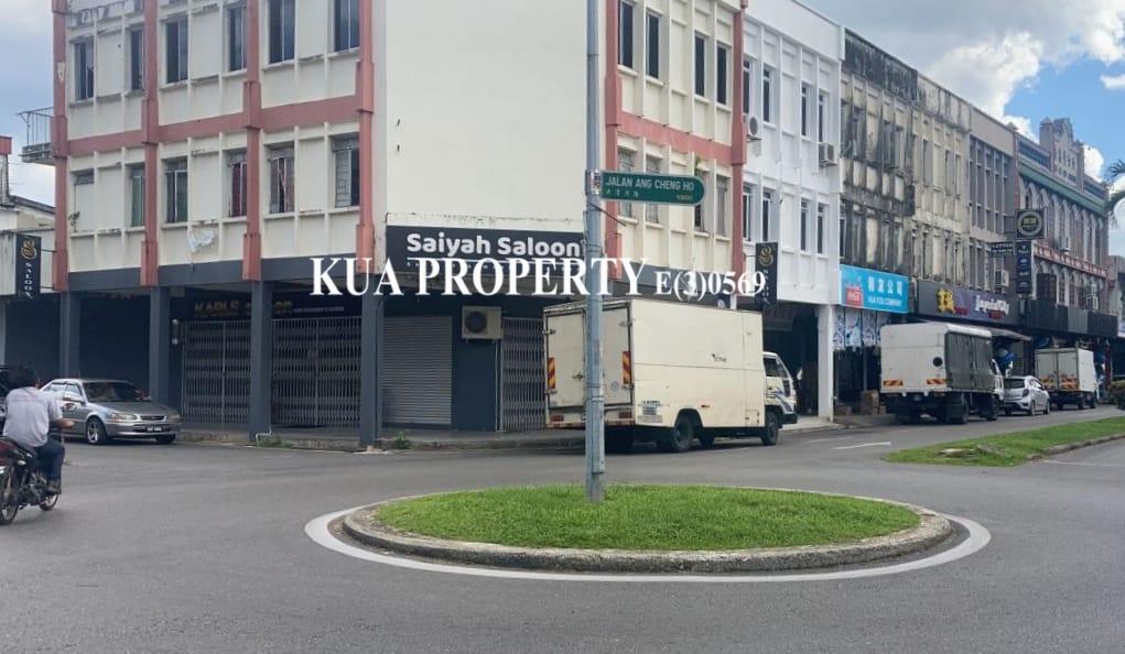 Ground Floor Shoplot For Rent! Located at Ang Cheng Ho Road