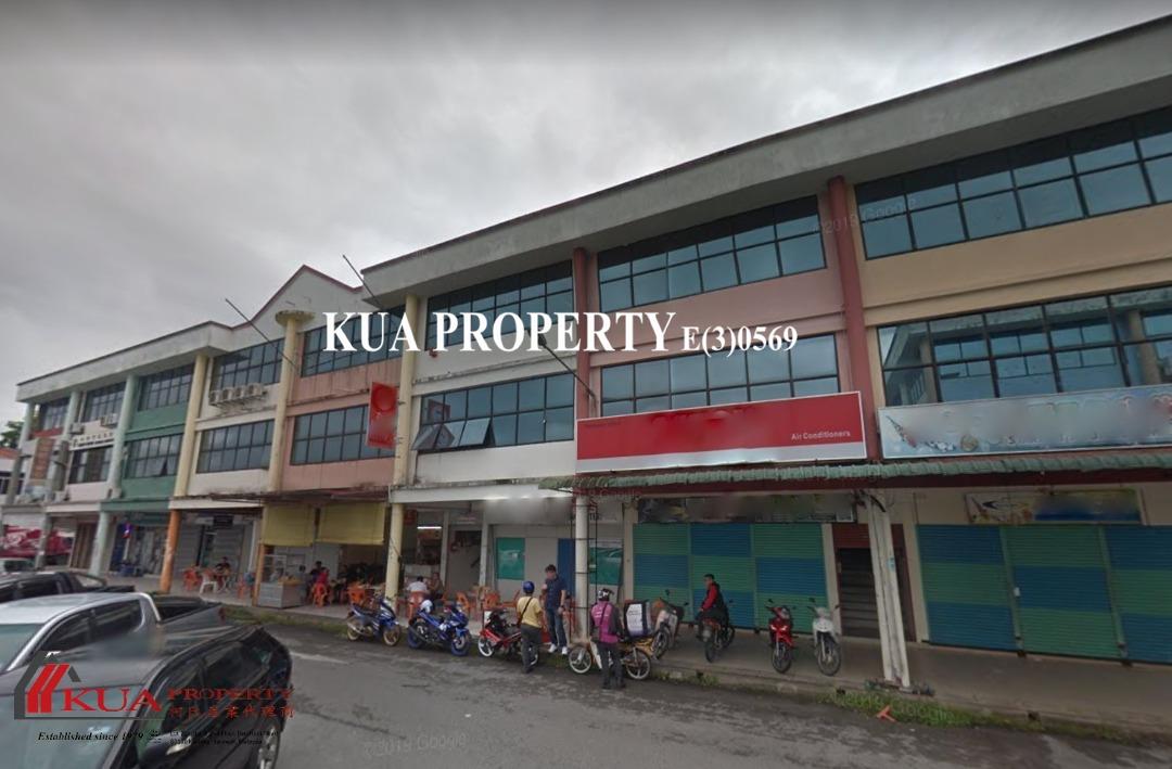 First and Second Floor Corner Shoplot For Rent! Located at Tabuan Laru