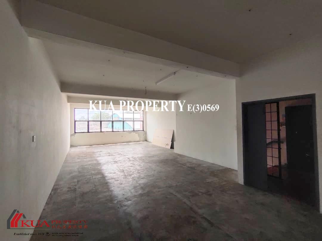 First and Second Floor Intermediate Shoplot For Rent at Tabuan Laru