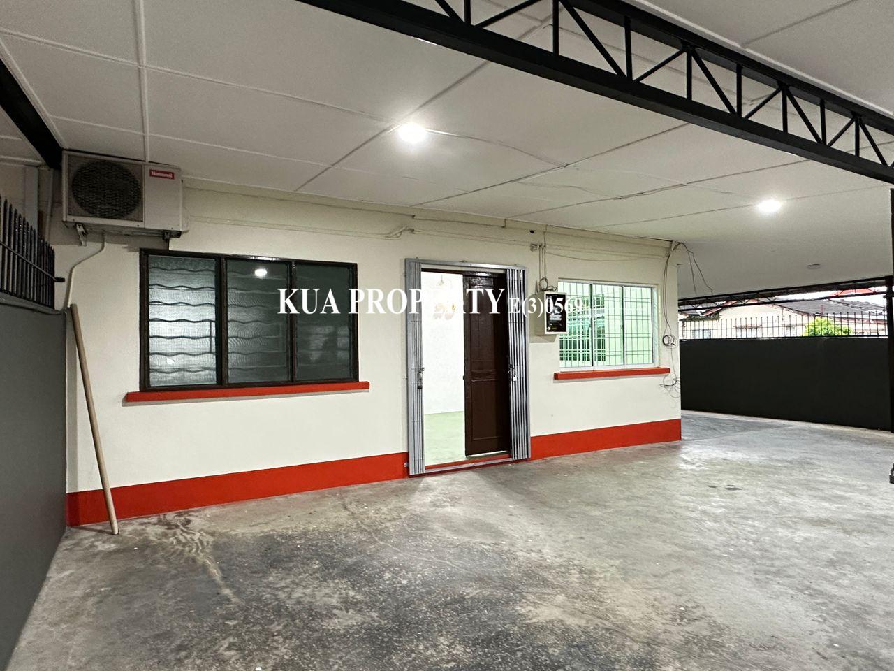 Single Storey Terrace Corner for Rent Located at Poh Kwong Park