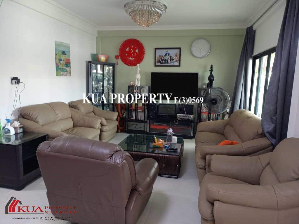 Single Storey Semi-Detached House For Sale! Located at Jalan Dogan