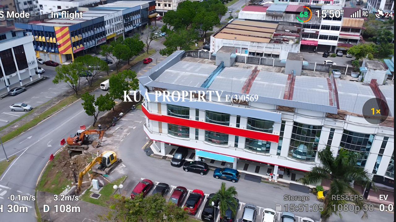 4 Adjoining Lots of 3 Storey Shoplots @ Jalan Rubber For Sale!