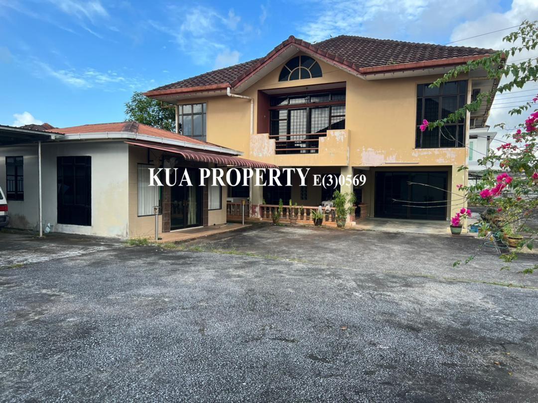 Double Storey Detached House For Sale! Located at Matang Jaya