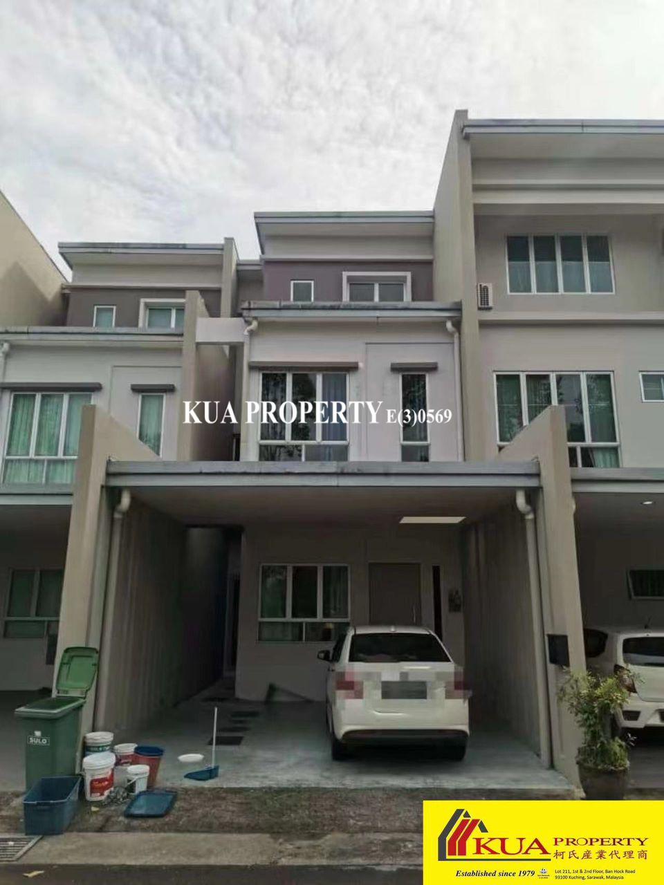 Academia Lane Townhouse For Sale! nearby Unimas Kota Samarahan