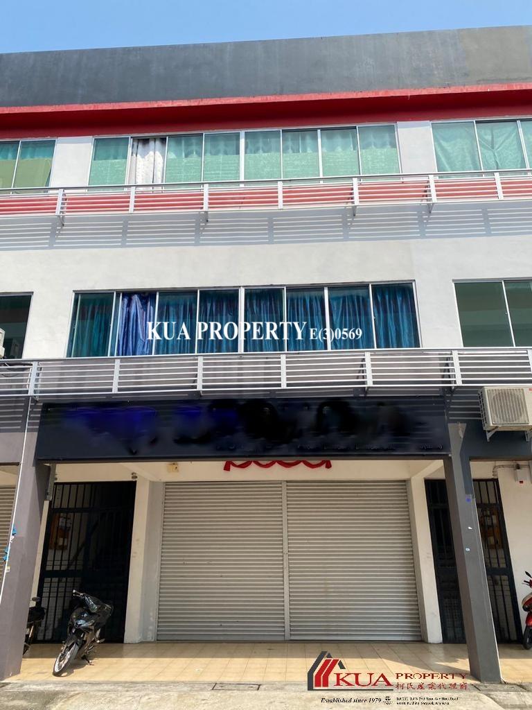 Ground Floor Shoplot For Rent! Located at City Square, Pending